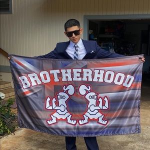 Meet your Posher, Easton